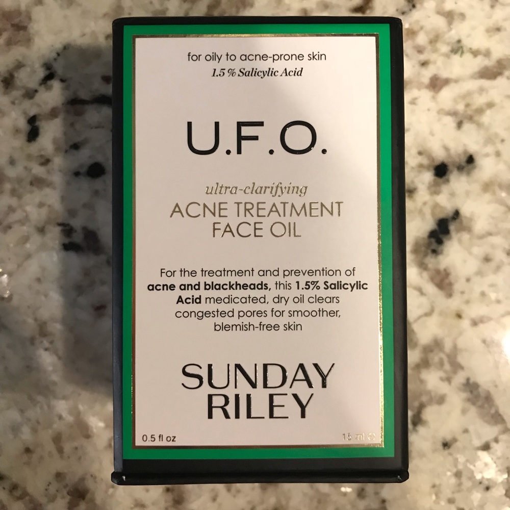 Sunday Riley U.F.O. ultra clarifying acne oil